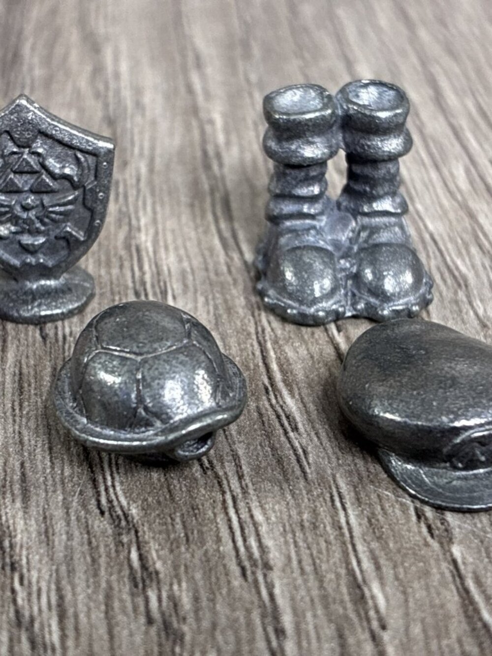 Monopoly Nintendo Collector’s Edition Board Game Collectible Pewter Tokens Zelda - Picture 9 of 10